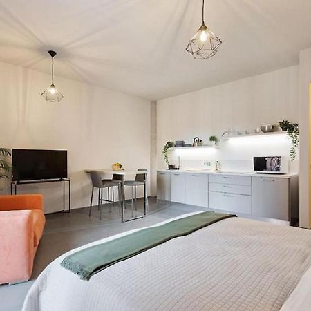Etna Suite Design Apartments CTA Eksteriør billede
